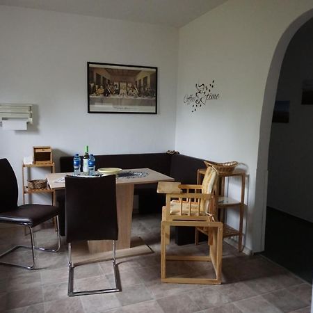 Ferienhaus "Am Gutspark" Alt Tucheband Buitenkant foto