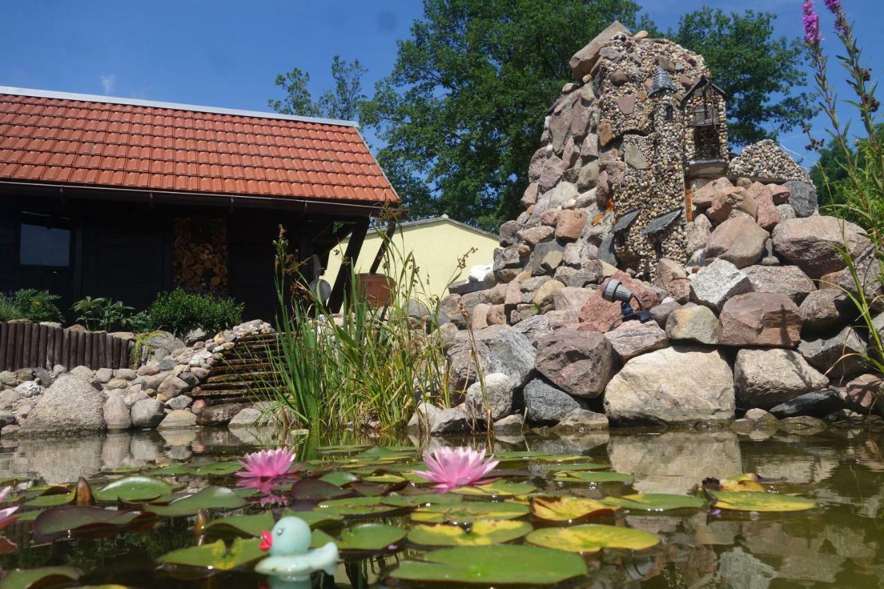 Ferienhaus "Am Gutspark" Alt Tucheband Buitenkant foto